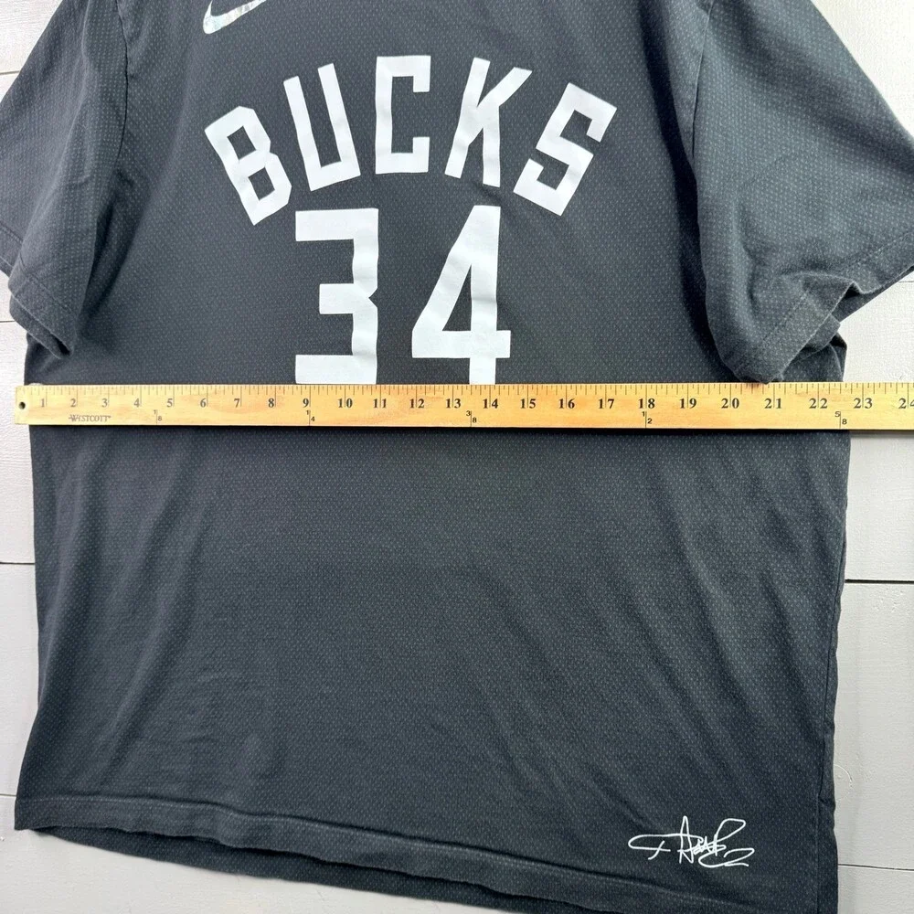 Nike Shirt Mens XL Black Milwaukee Bucks Giannis Antetokounmpo 34 Tee